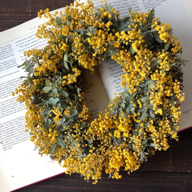 ラスト1点！ ミモザのリース小サイズ 23cm