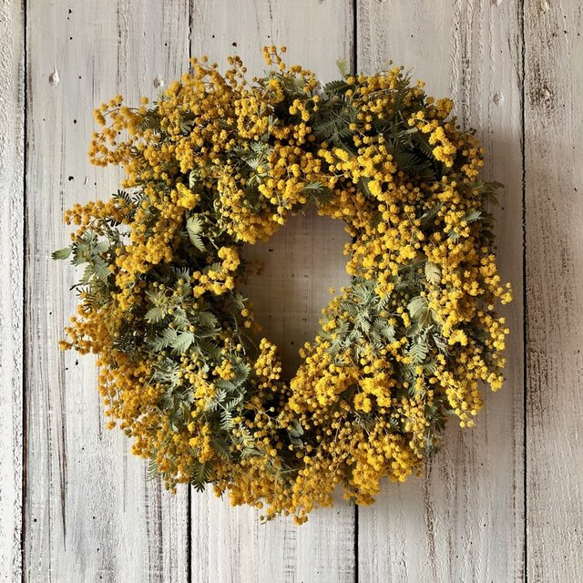 ラスト1点！ ミモザのリース小サイズ 23cm | iichi 日々の暮らしを