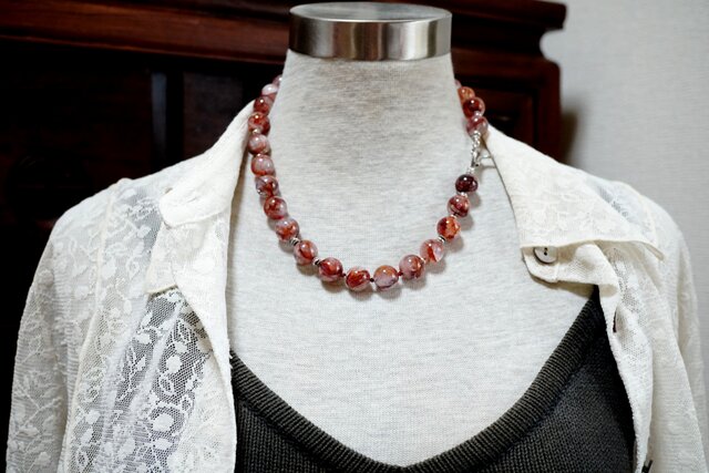 美しい赤！！レッドヘマタイトクオーツとシルバービーズ