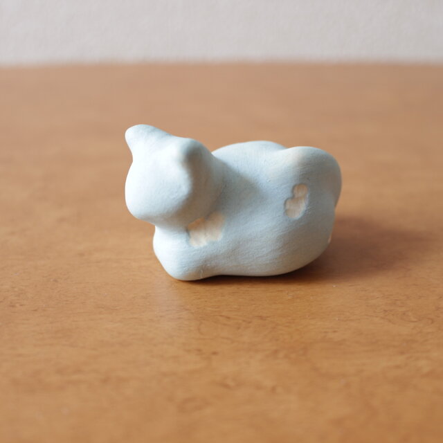 陶　彫刻 野良猫 まるまる猫 尻尾右 空シリーズ