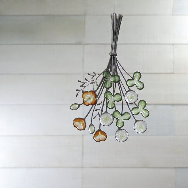 ガラスのスワッグ［野に咲く花］