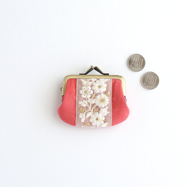 インド刺繍リボンのミニがま口 レッド | iichi 日々の暮らしを心地よく