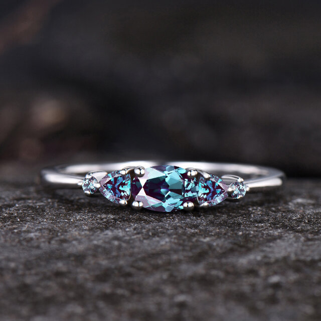 ブラジル産アレキサンドライト 2.3ct ダイヤモンド 1.7ct