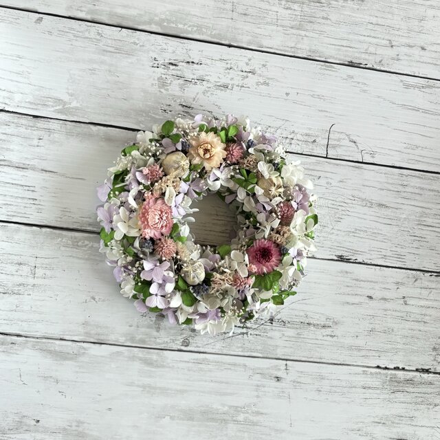 帝王貝細工のグリーンリース | iichi 日々の暮らしを心地よくする