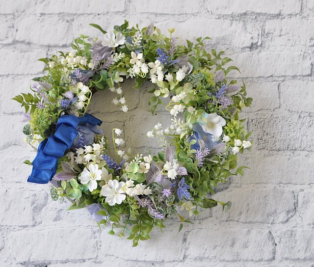 すずらんとラベンダーのリース ：白 青紫 あじさい ブルーのリボン