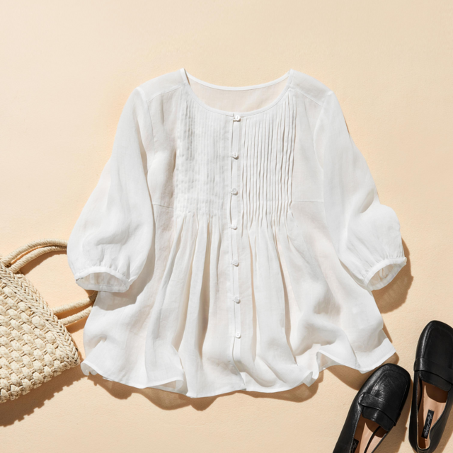 ふんわりAラインが可愛い！ 風通し良く夏らしい麻ブラウス ピンタック入りブラウス　ホワイト　250422-1