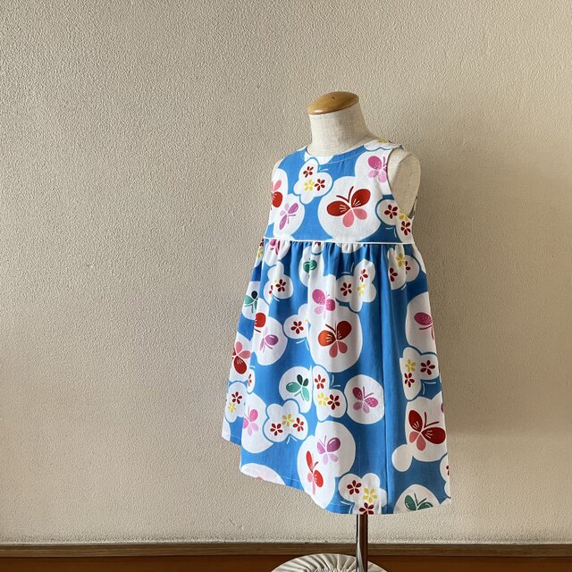雨の日セール【レア柄、注染】大小、色の入った水玉文様、レース調線もガーリー☆浴衣 子供 浴衣地ひかえめフレアーワンピース 注染水玉ちょうちょ（水色地