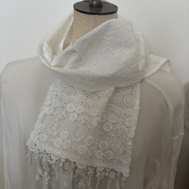 ☆ハンドメイドストール白コットンサークルレース刺繍お花刺繍