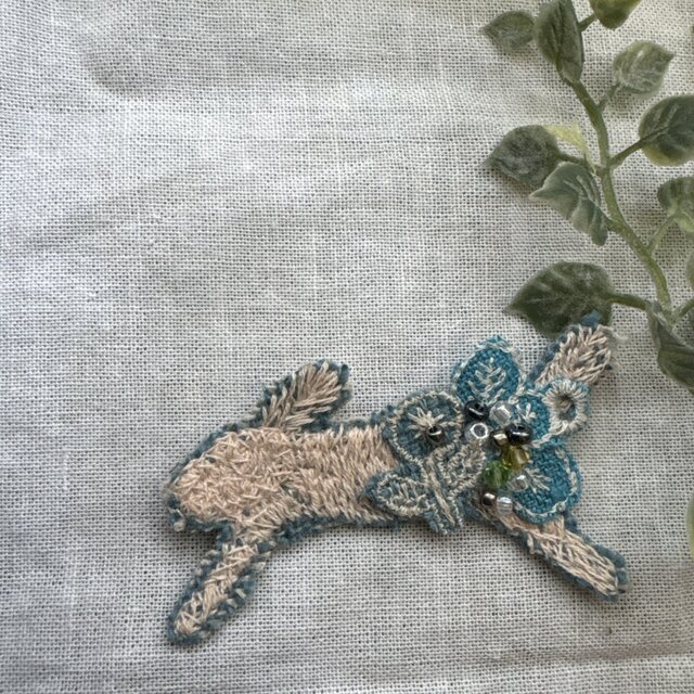 ＊ハンドメイドブローチミナペルホネンꕤランランラン花