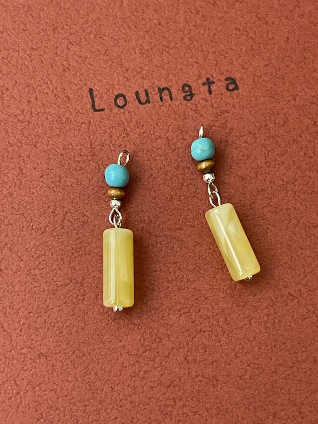 送料無料 ターコイズピアス イエローアクリルビーズの小ぶりピアス 夏ピアス 軽いピアス