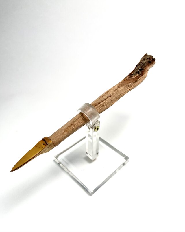 秋田杉の割木を軸にした竹ペン2