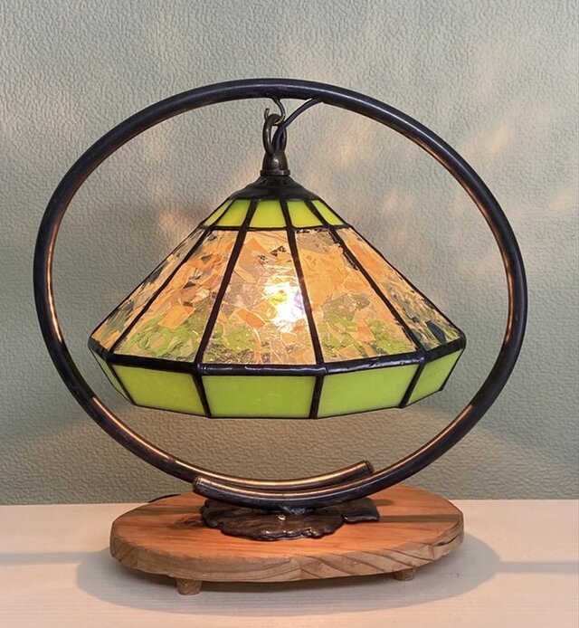 若草ランプ　シェードランプ　グリーン