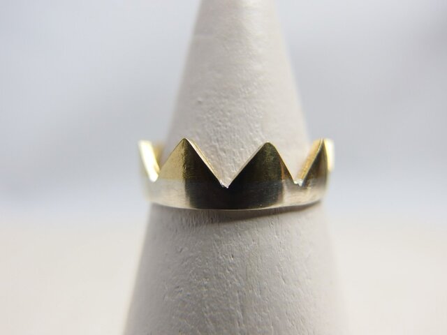 王冠リング | iichi 日々の暮らしを心地よくするハンドメイドや