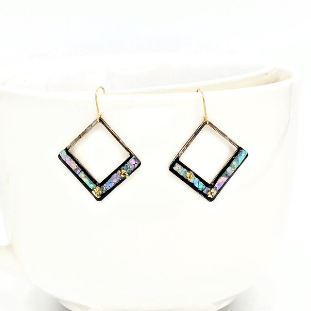 黒漆とナチュラルな色の螺鈿を シルバースクエア2177