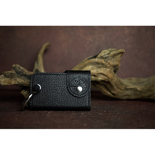 88色からオーダー可！！ カメレオン デザイン / ヤギ革 キー バンドル