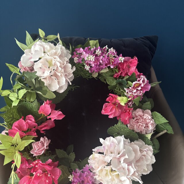 【迫力の５０cm！】１点もののアート！！紫陽花やモーブピンクの花を使った、グラデーションなピンクリース