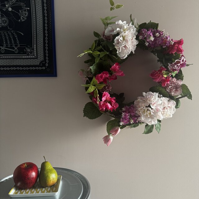 【迫力の５０cm！】１点もののアート！！紫陽花やモーブピンクの花を使った、グラデーションなピンクリース