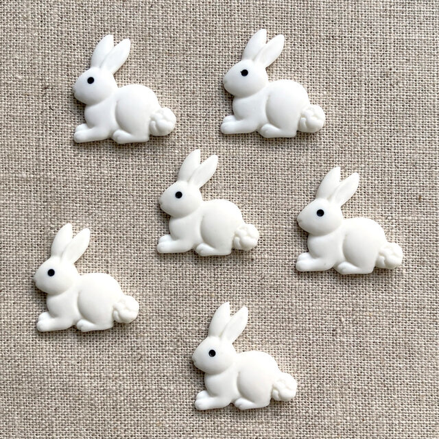 アメリカ Dress it Upデコパーツ エンべリッシュメント 6個 白