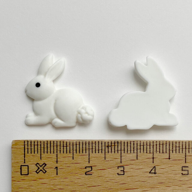 アメリカ Dress it Upデコパーツ エンべリッシュメント 6個 白