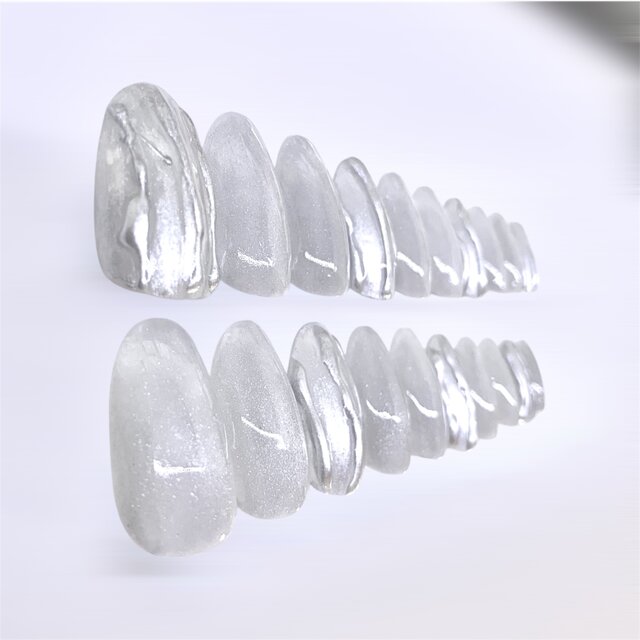 【20枚セット＆便利グッズ付き】ホワイトマグネット×シルバーラインのぷっくり