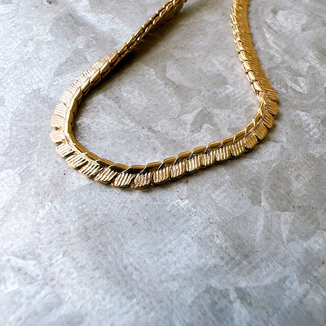 BA70-【 AVON 】エイボン・ヴィンテージブレスレット 1980s Gold Tone