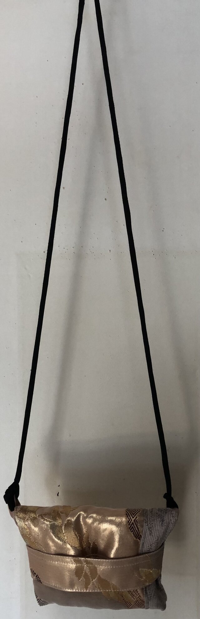 ８２２０　帯で作ったポシェット