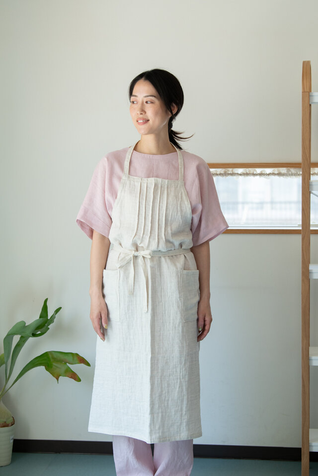 胸もとギャザーのエプロン【Linen＆Organiccottonガーゼ】 | iichi
