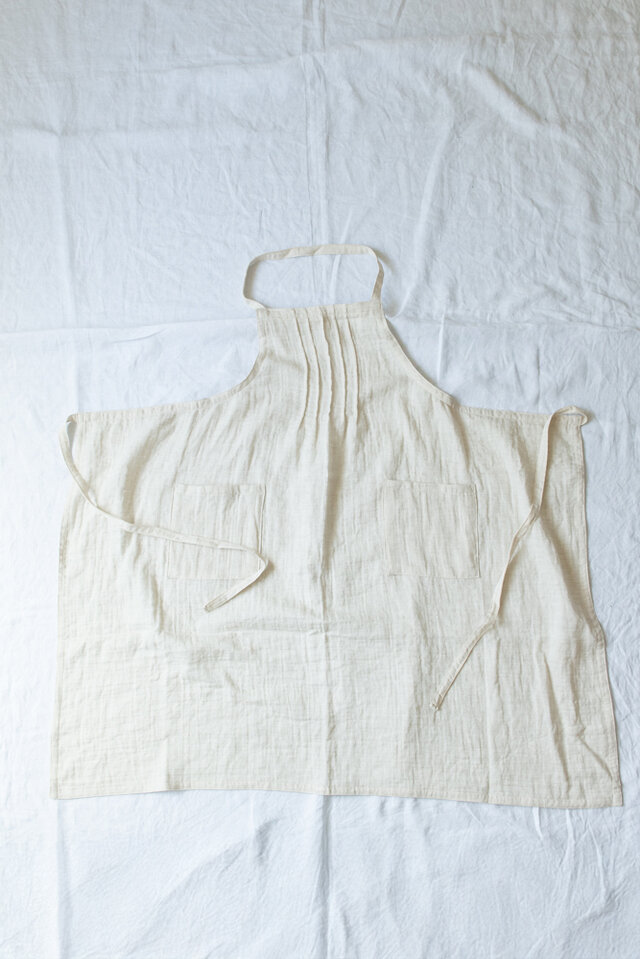 胸もとギャザーのエプロン【Linen＆Organiccottonガーゼ】 | iichi