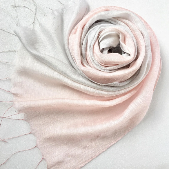 艶さらシルク＊薄桜色×灰青色＊手染めのレーヨンシルクストール