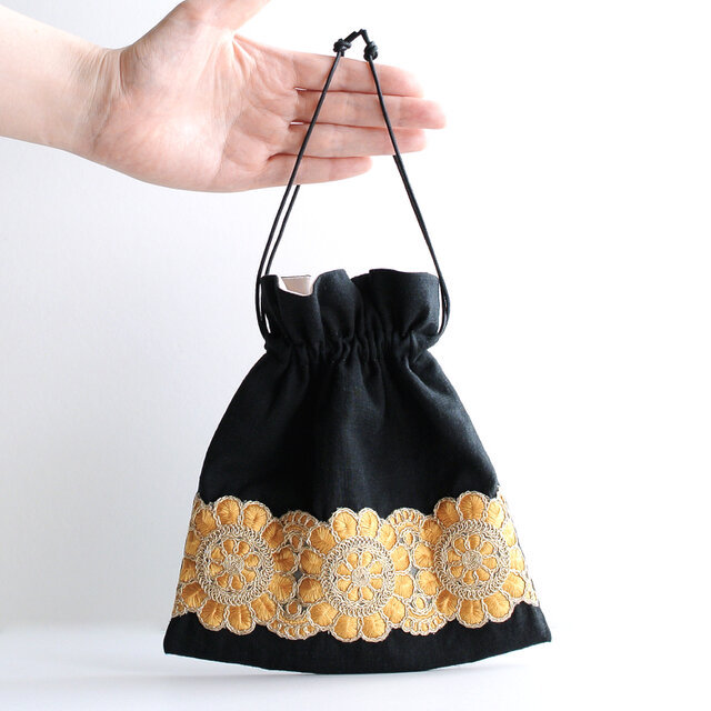 269 りあん様おまとめ　インド刺繍リボン　巾着バック　フリル　ポーチ 269 りあん様おまとめ インド刺繍リボン 巾着バック フリル