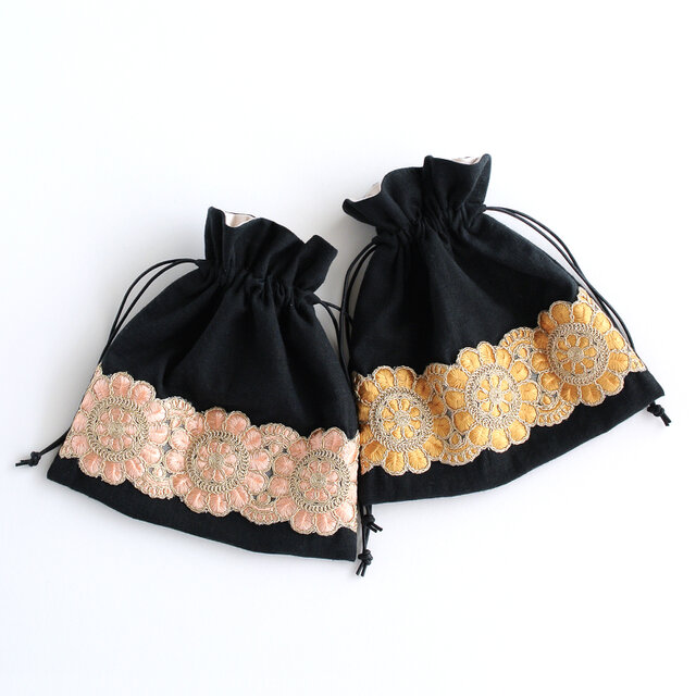 インド刺繍リボンの巾着ポーチ ブラック×オレンジ | iichi 日々