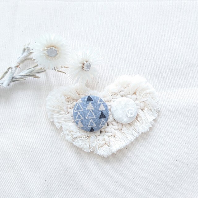 ★くるみボタンブローチ★