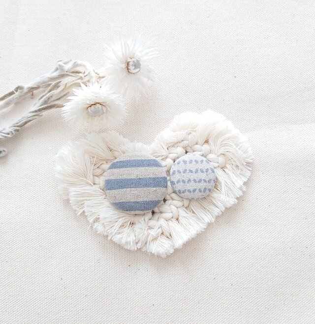 ★くるみボタンブローチ★