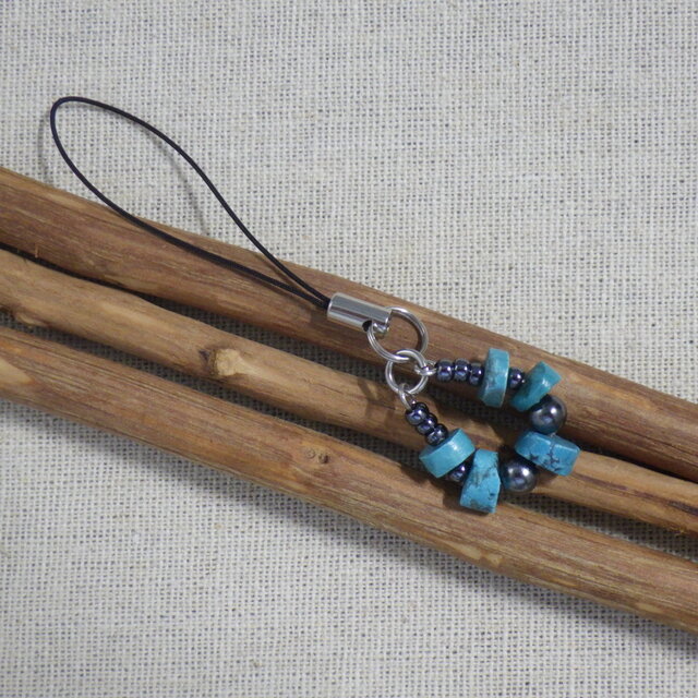 天然石ターコイズのストラップ