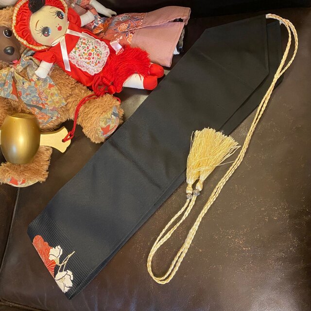 和洋折衷 名古屋帯サッシュベルト | 飾り帯 リメイク ハンドメイドROB-47 和洋折衷 名古屋帯 サッシュベルト 飾り帯 リメイク 黒とピンクの