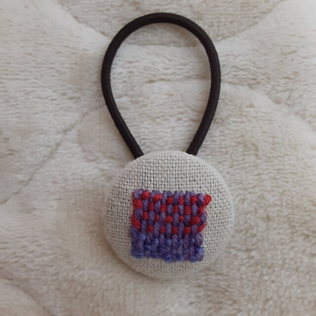 くるみぼたん（ヘアゴムタイプ）