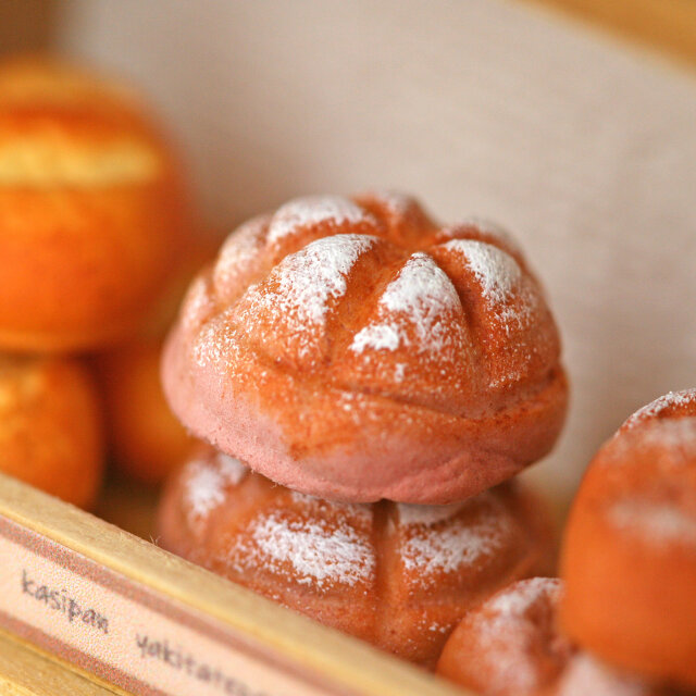 幸せを届けるミニチュアパン屋さん | iichi 日々の暮らしを心地よく