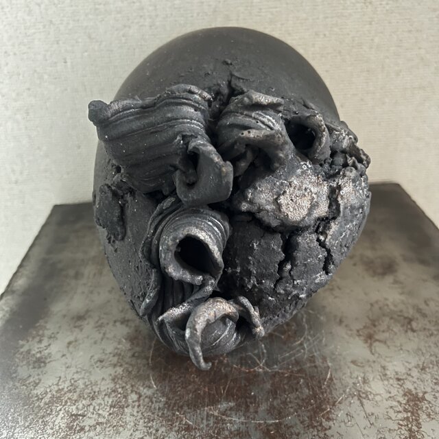 オブジェ 黒釉 GenesisⅡ No.1、2 | iichi 日々の暮らしを心地よくする