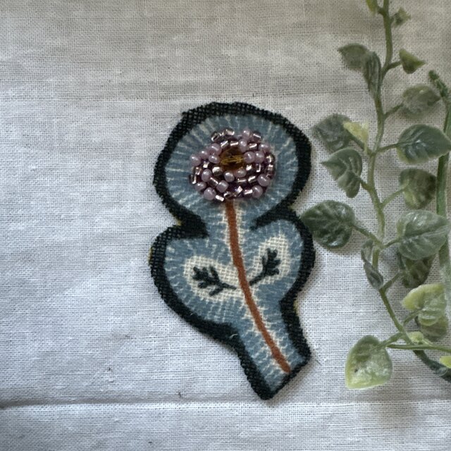 ハンドメイド ブローチ ヘアゴム クロスステッチ ミナペルホネン