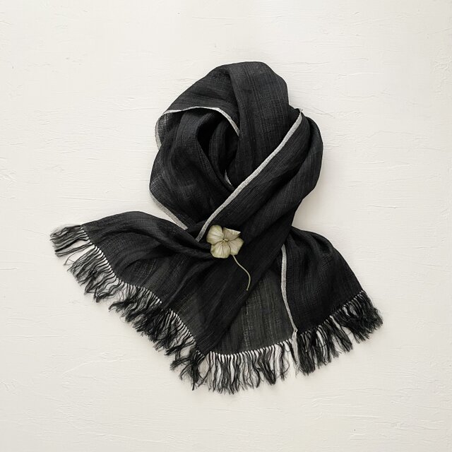 『紫陽花一つを』　白×黄緑