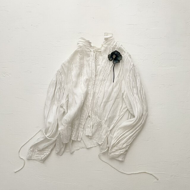 『紫陽花一つを』　青