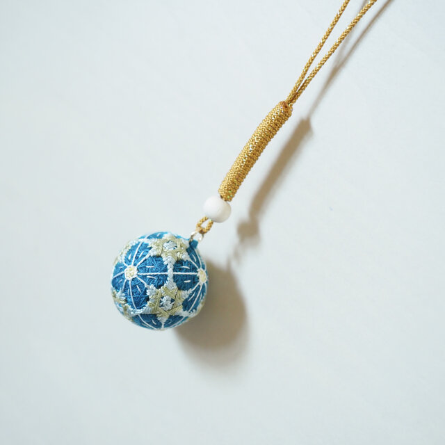 ハンドメイド　手毬　鞠 手毬 手鞠 てまり 刺繍菖蒲 No116 ハンドメイド