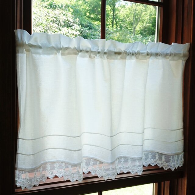 カフェカーテン♡ホワイトコットン♪２タック＆薔薇のチュールレース付き 横84cm×縦47cm