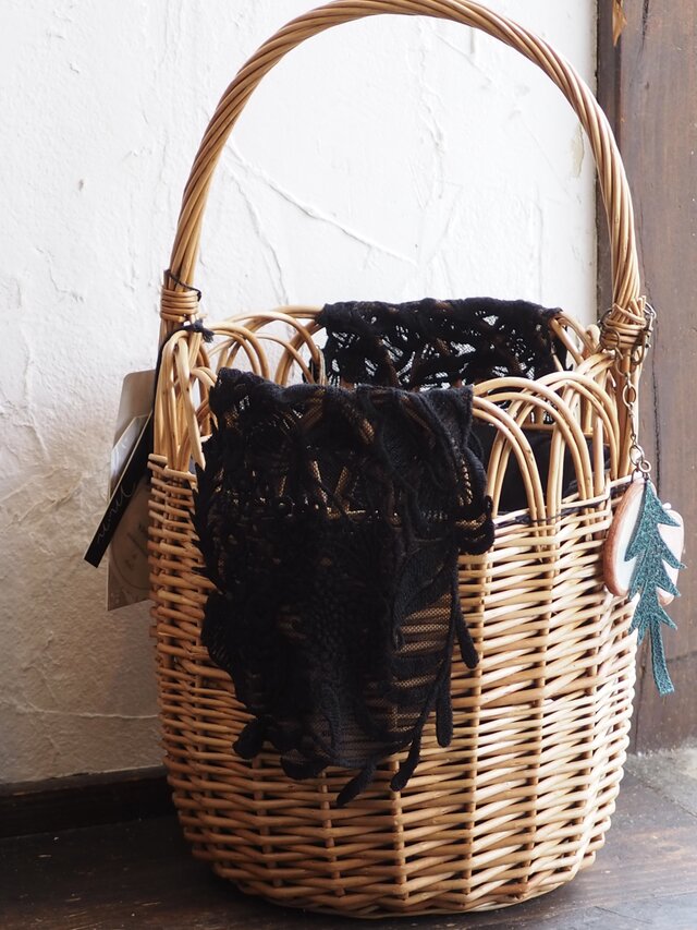 AMBERオリジナルレースの手提げかごバッグ