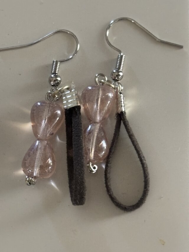 しずく型ピアス