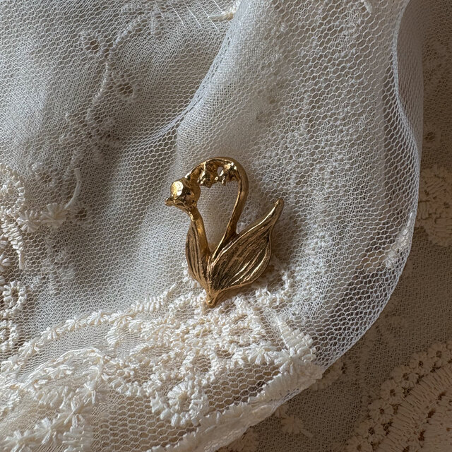 K18 ブローチ 9b3fe49274ee5f929c671e5d182c88