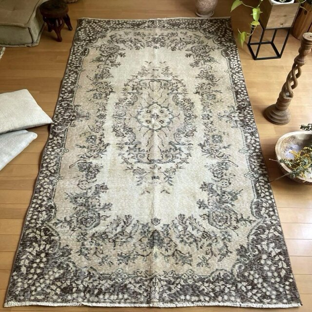 超大判163×263メダリオン 細やかなボタニカル トルコヴィンテージラグ