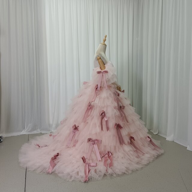 美品！カラードレス ピンク ベアトップ フリル袖 ボリュームドレス