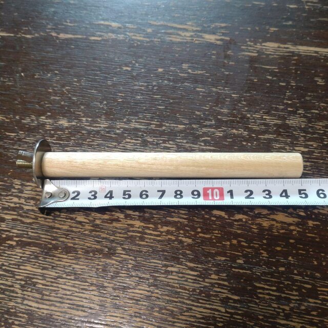 丸棒止まり木（南洋材）（TOY-08-050） S15 | iichi 日々の暮らしを