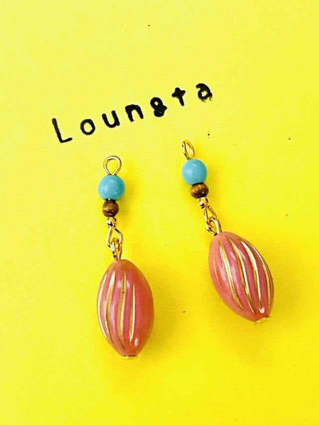 ターコイズピアス ピンクアクリルビーズ 小ぶり 夏ピアス 樹脂ピアスです